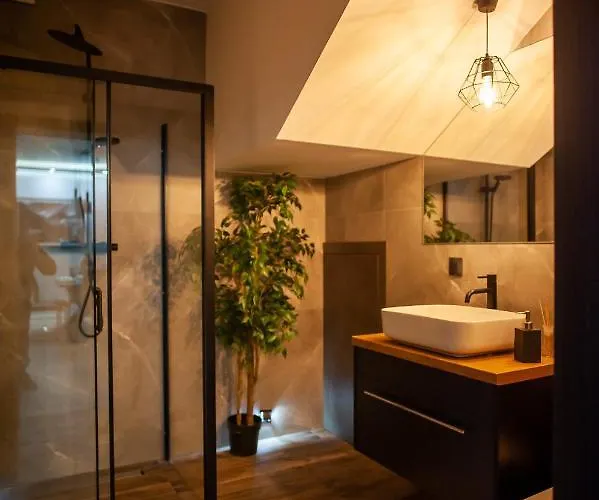 Warchaly וילה נרטה