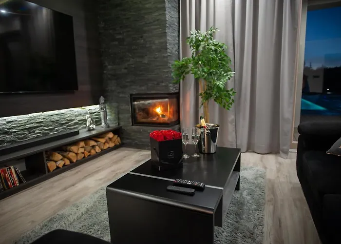 Warchaly וילה נרטה